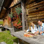 Hitchcock Stubai Апартаменты